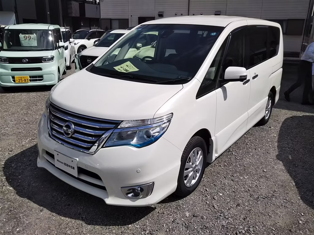 NISSAN SERENA