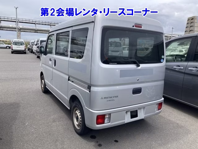 MITSUBISHI MINICAB
