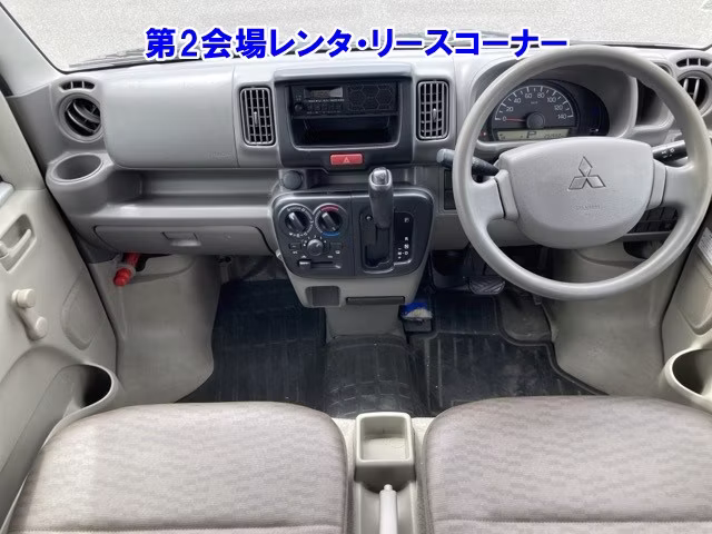 MITSUBISHI MINICAB