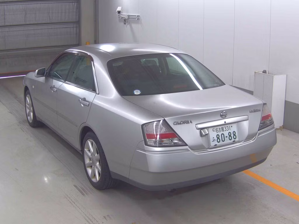 NISSAN GLORIA