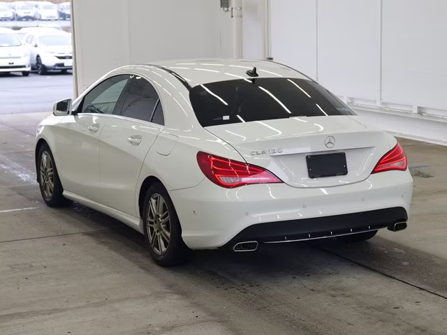 MERCEDES-BENZ CLA-CLASS