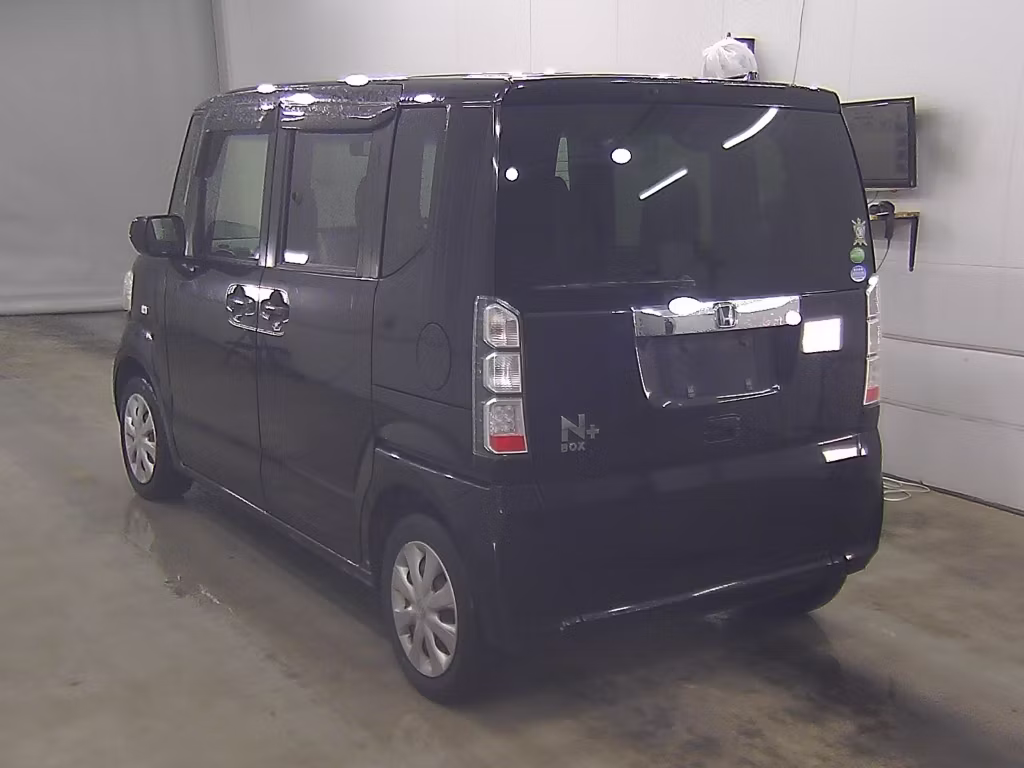 HONDA N-BOX+