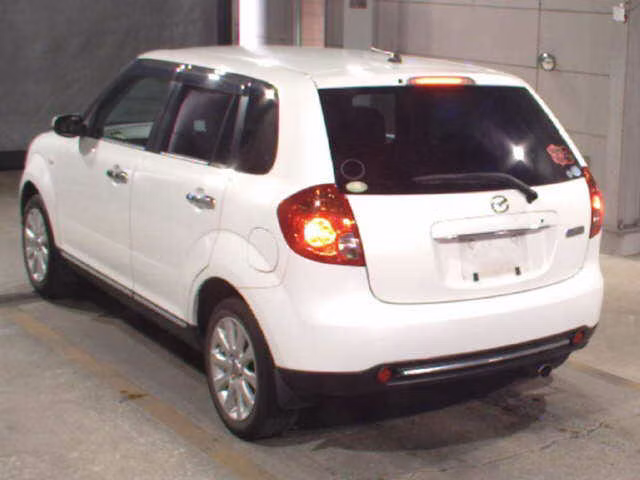 MAZDA VERISA