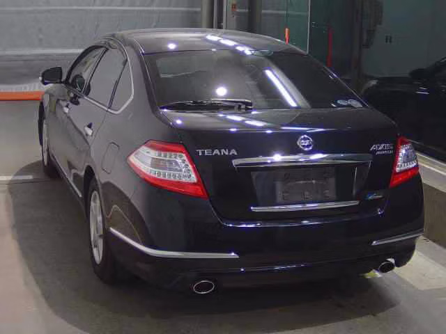 NISSAN TEANA