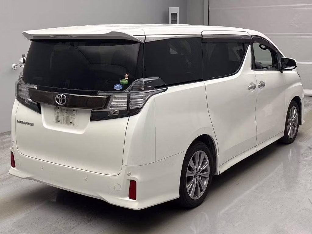 TOYOTA VELLFIRE