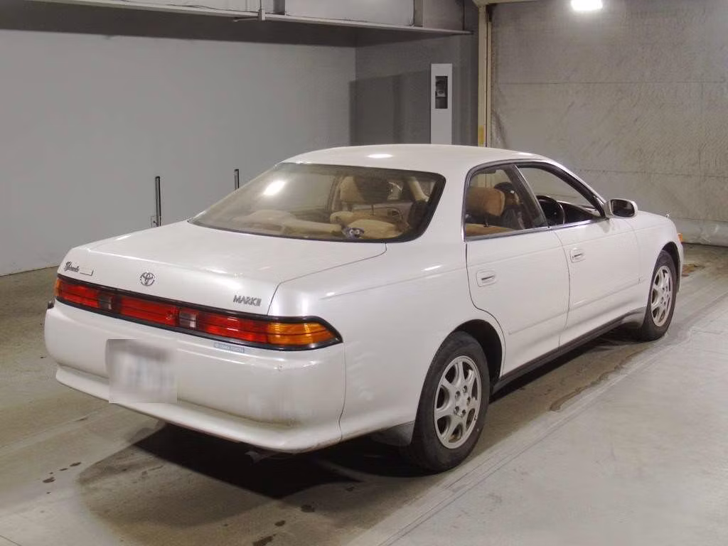TOYOTA MARK II