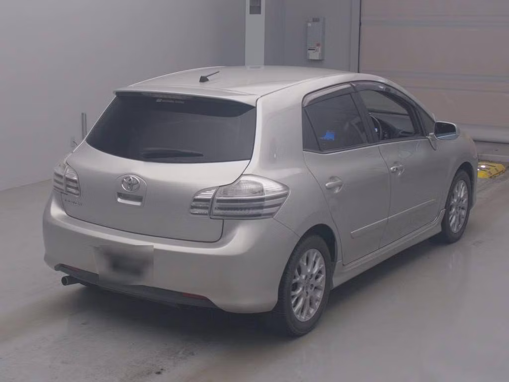 TOYOTA BLADE