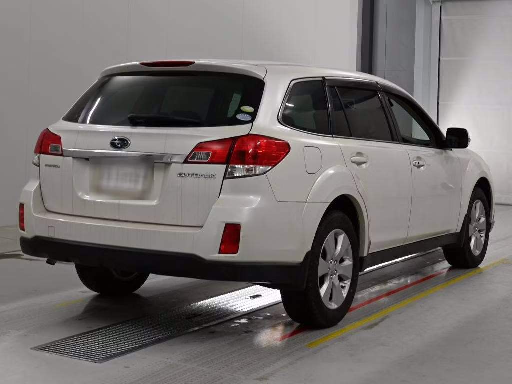 SUBARU OUTBACK