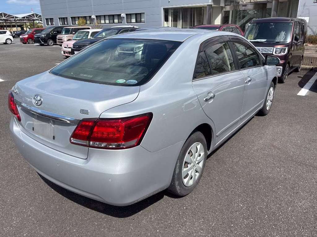 TOYOTA PREMIO