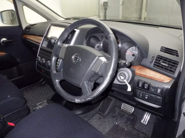 NISSAN PRESAGE