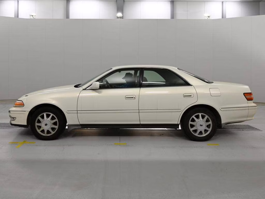 TOYOTA MARK II