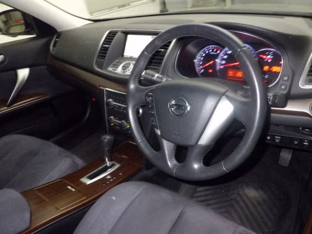NISSAN TEANA