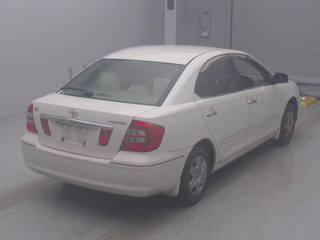 TOYOTA PREMIO