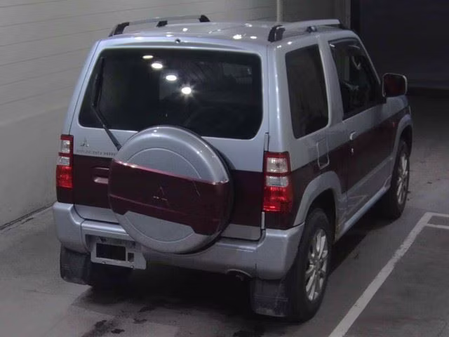 MITSUBISHI PAJERO MINI