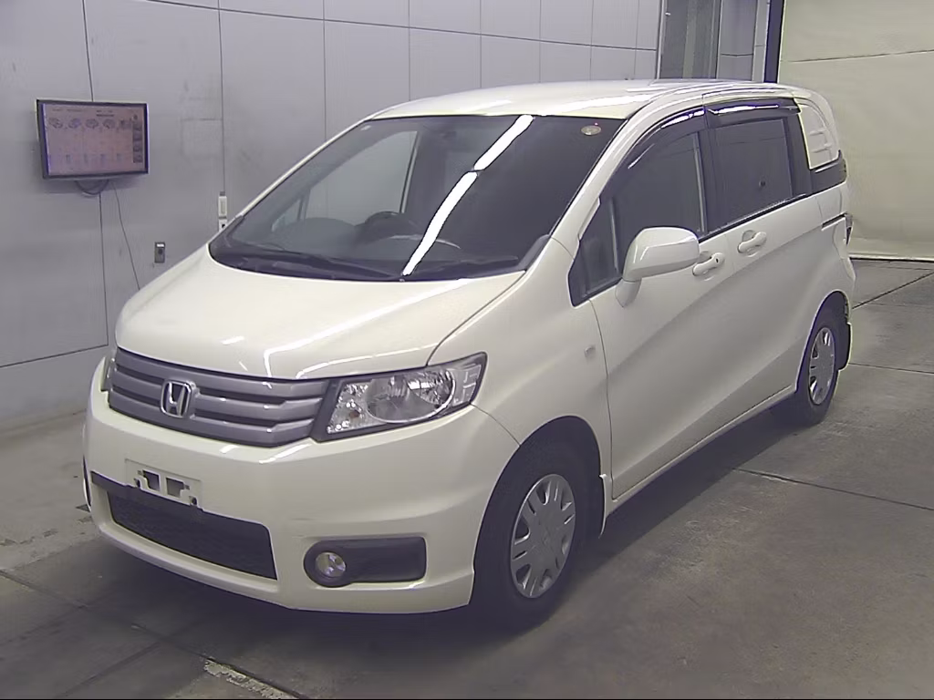 HONDA FREED SPIKE