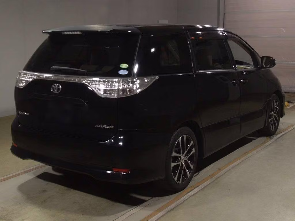 TOYOTA ESTIMA