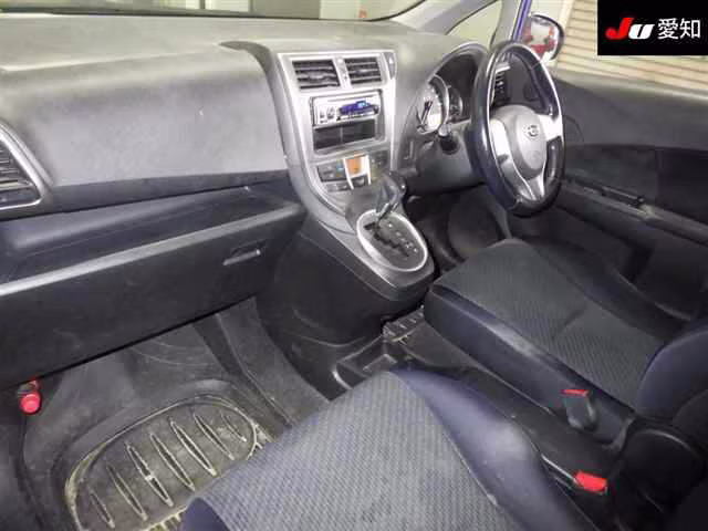 SUBARU TREZIA