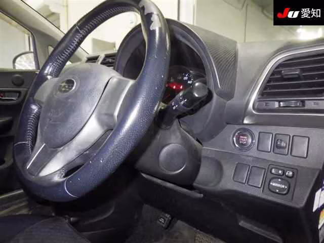 SUBARU TREZIA