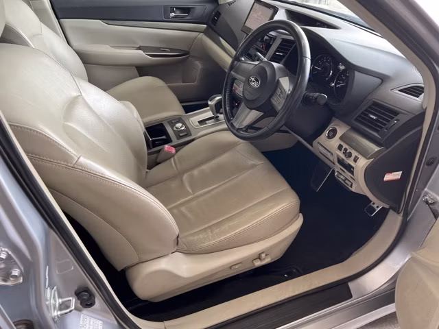 SUBARU LEGACY