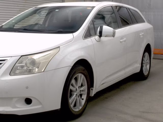TOYOTA AVENSIS