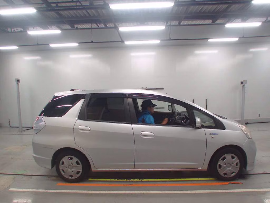HONDA FIT SHUTTLE