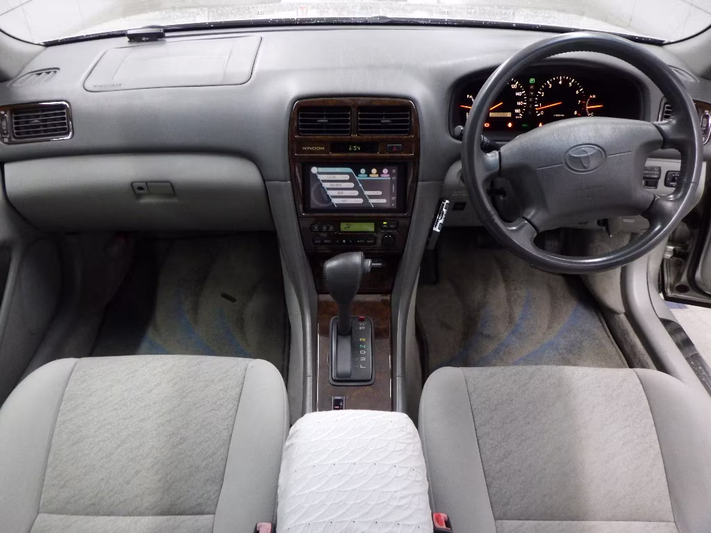 TOYOTA WINDOM