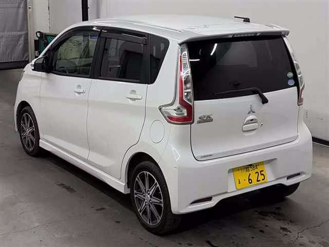 MITSUBISHI EK CUSTOM
