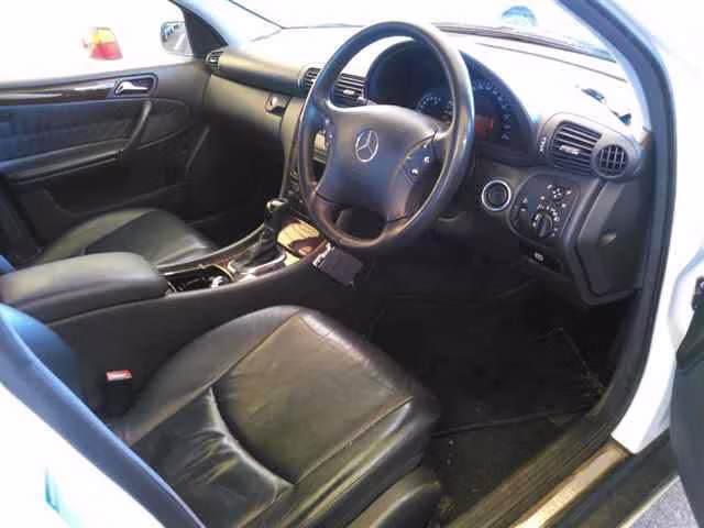 MERCEDES-BENZ C-CLASS