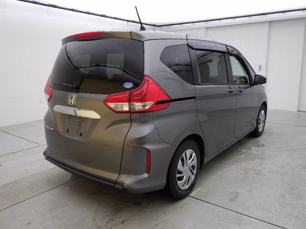 HONDA FREED+