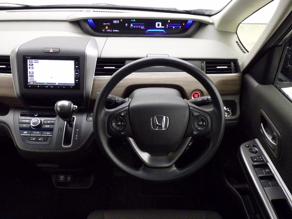 HONDA FREED+