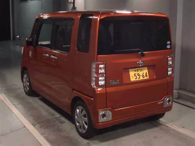 TOYOTA PIXIS MEGA