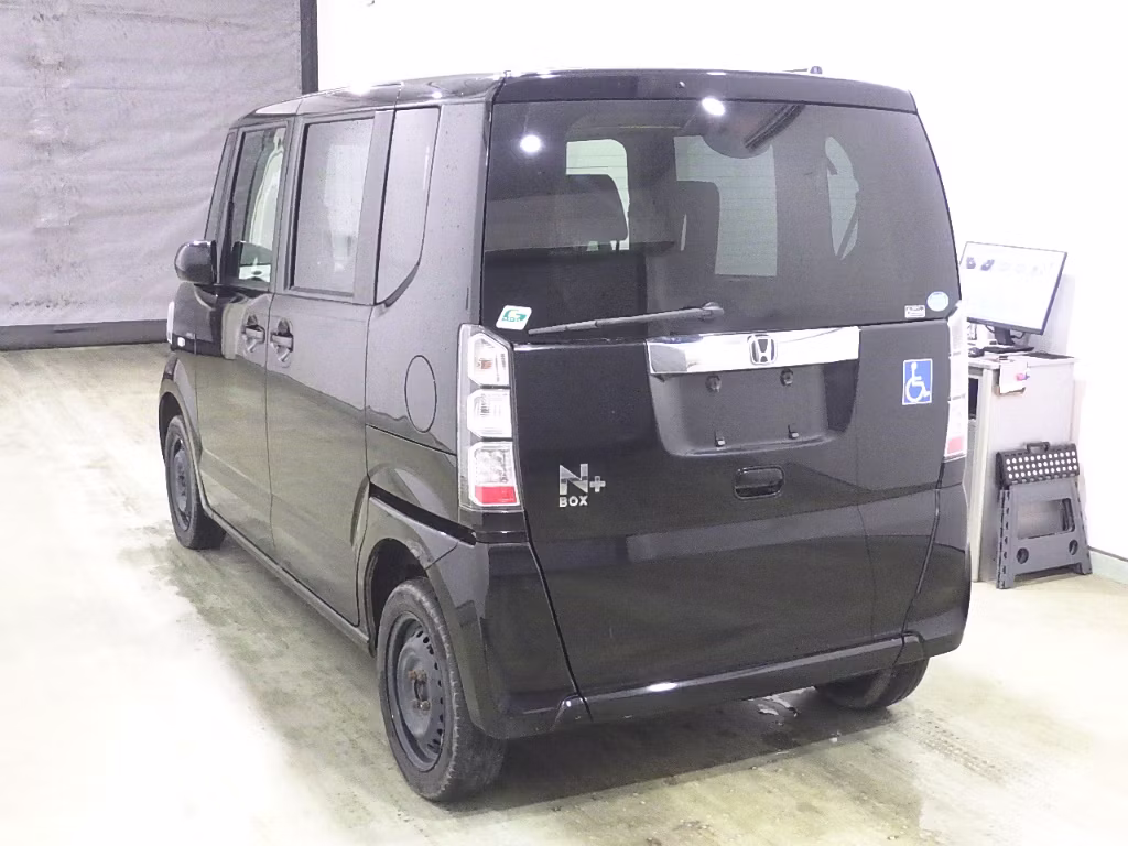 HONDA N-BOX+