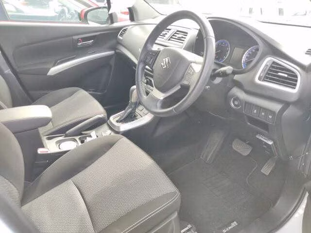 SUZUKI SX4