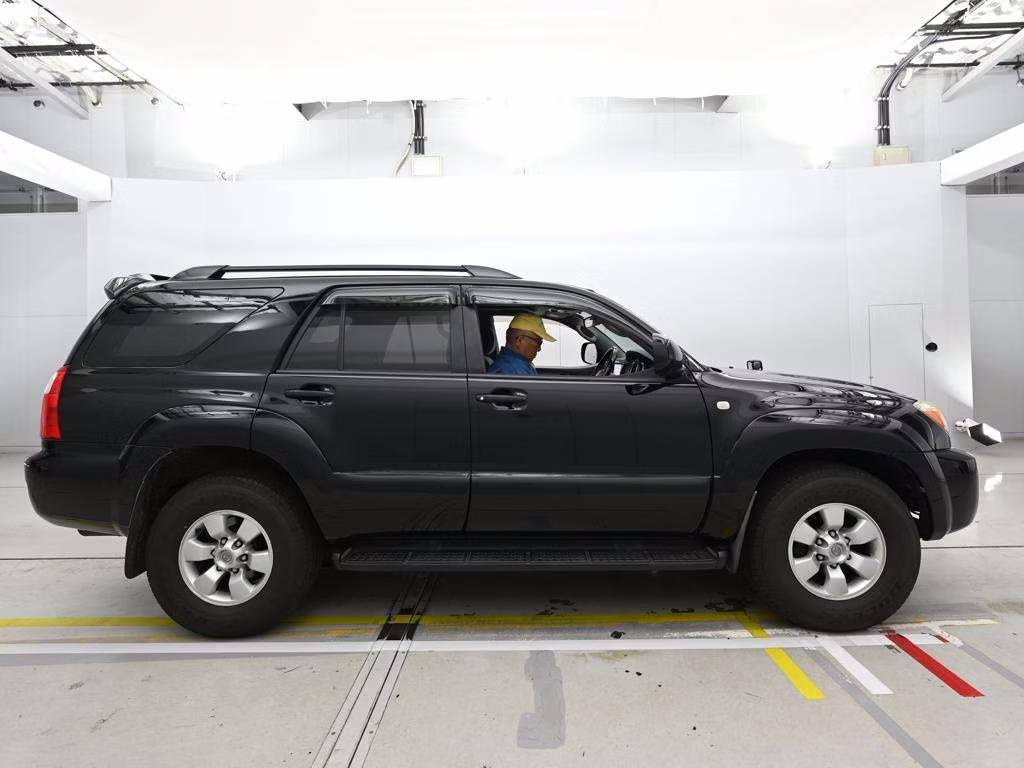 TOYOTA HILUX SURF