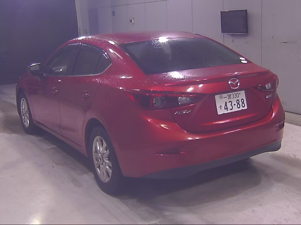 MAZDA AXELA