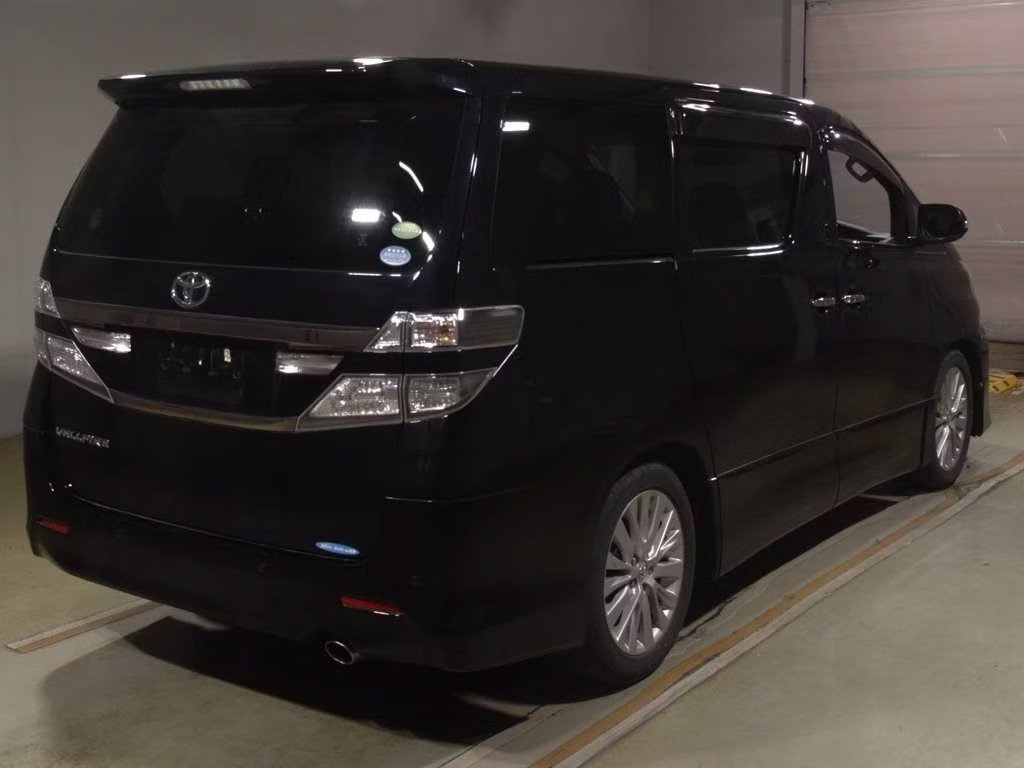 TOYOTA VELLFIRE