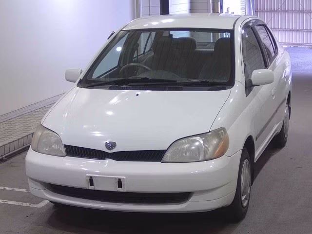 TOYOTA PLATZ