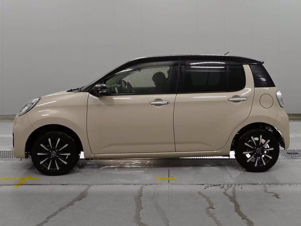 DAIHATSU BOON