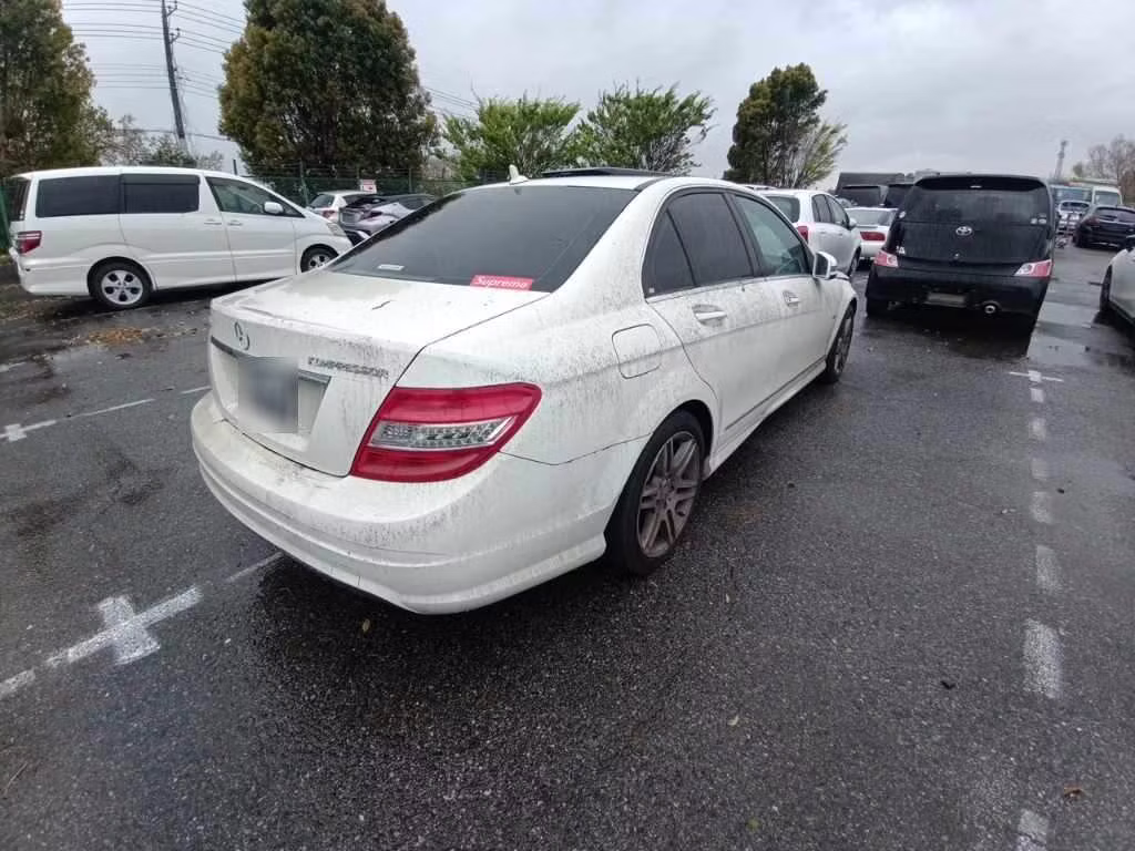 MERCEDES-BENZ C-CLASS