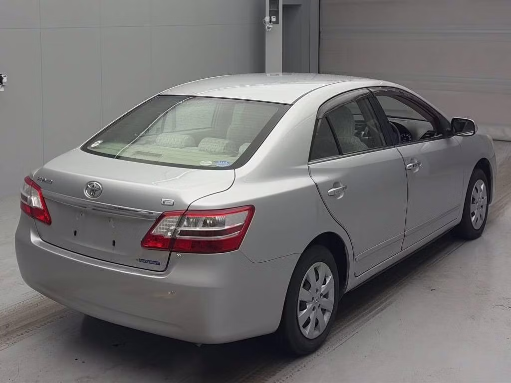 TOYOTA PREMIO
