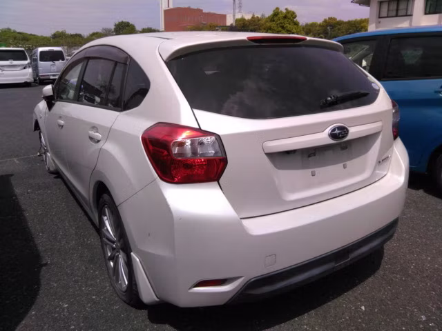 SUBARU IMPREZA