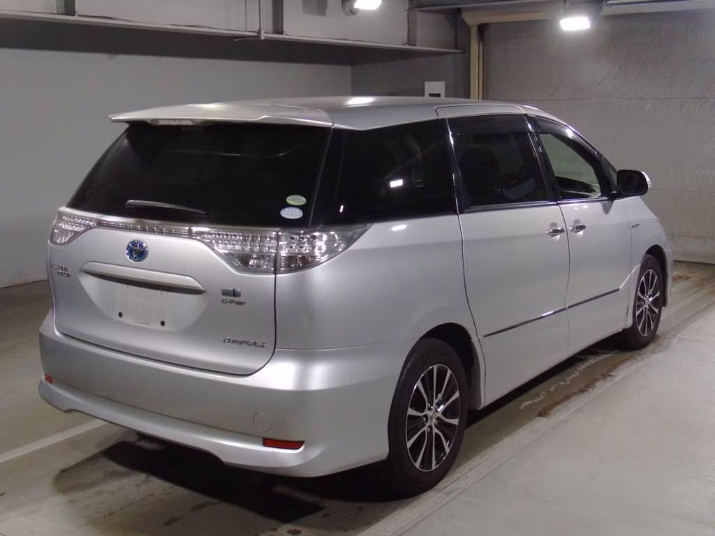 TOYOTA ESTIMA
