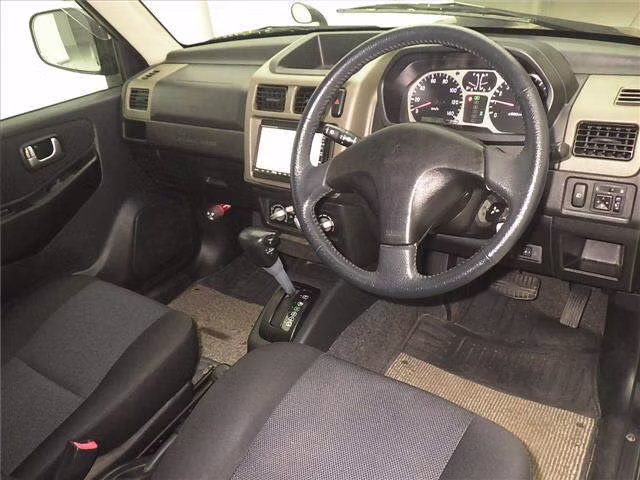 MITSUBISHI PAJERO MINI