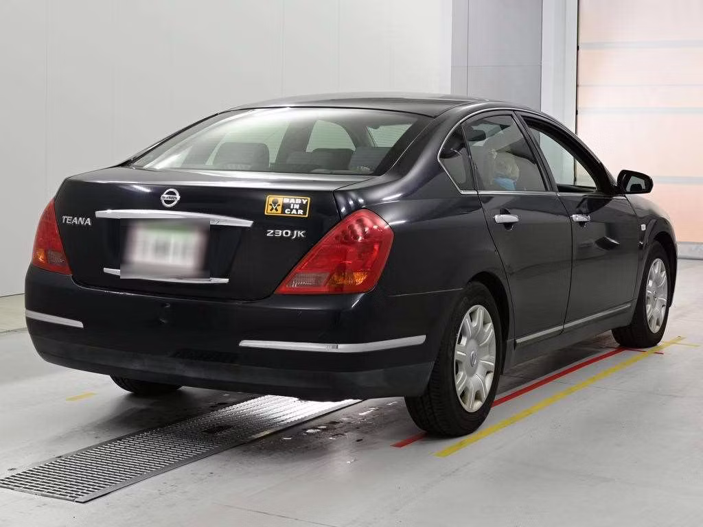 NISSAN TEANA