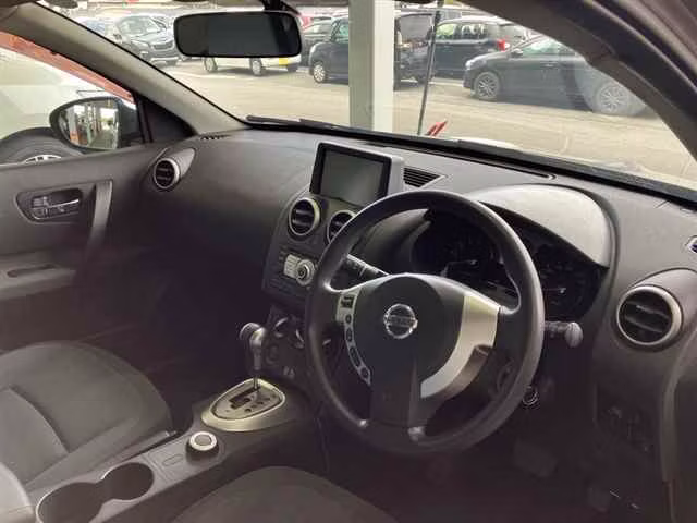 NISSAN DUALIS