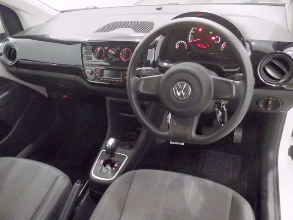 VOLKSWAGEN UP!