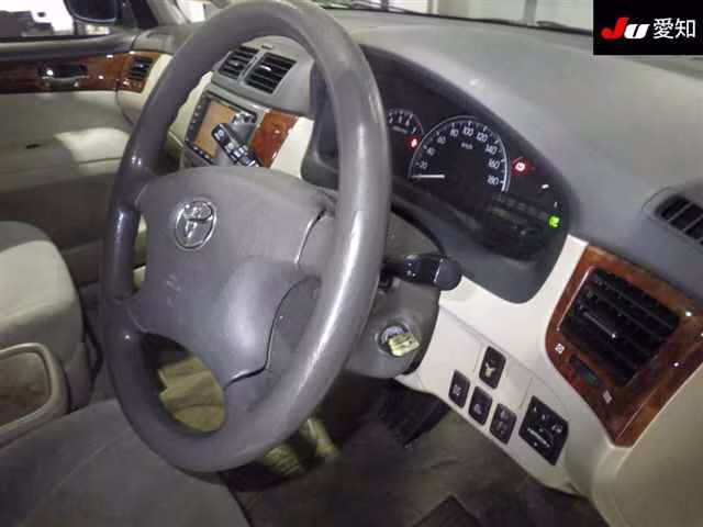 TOYOTA IPSUM