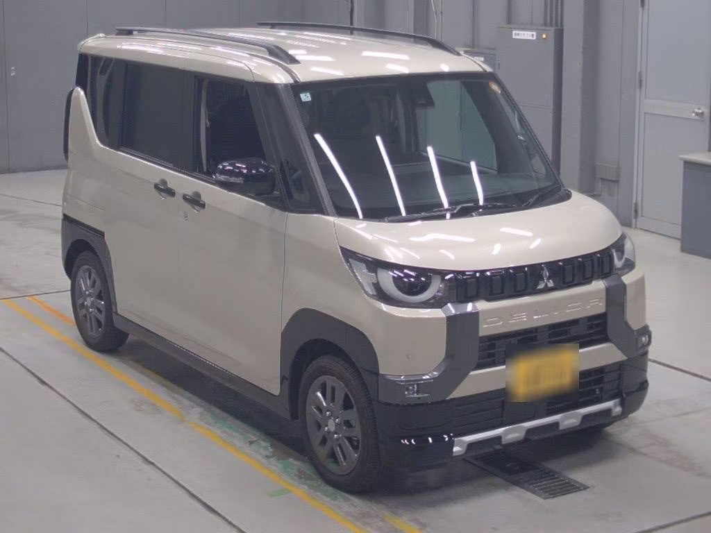 MITSUBISHI DELICA MINI