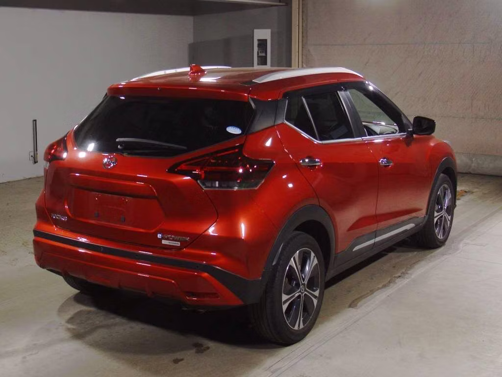 NISSAN KICKS