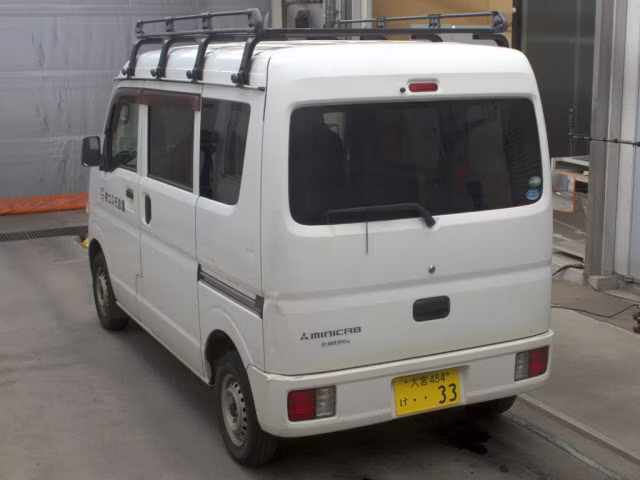MITSUBISHI MINICAB